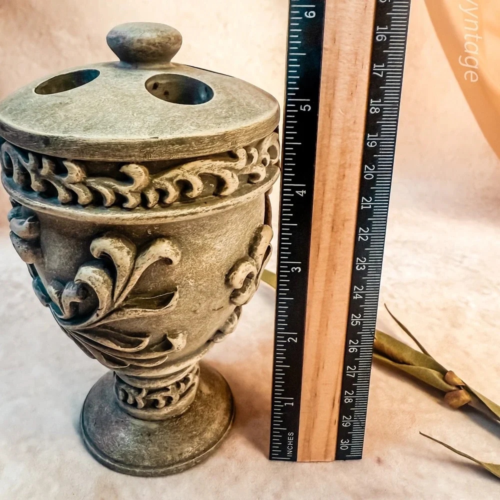 Antiqued Neo Classical Style Tooth Brush Holder‎